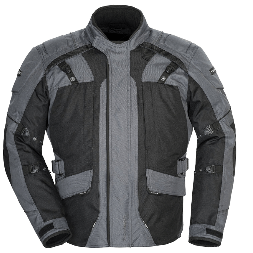 Jacket as a important gear for riding a bike 
